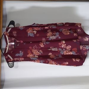 Floral flowy tank top